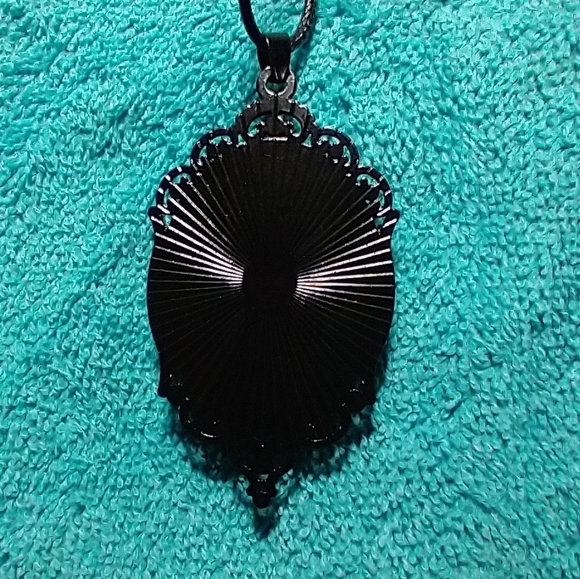 Colorful aurora Gothic necklace. Ignore the reflections in the pic. - Picture 3 of 6